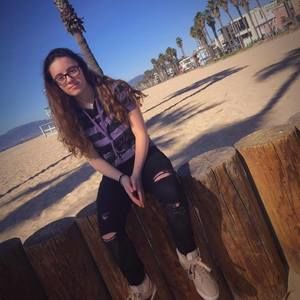 Meet your Posher, Yael